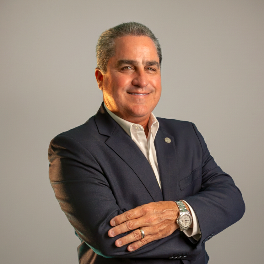 Sr. Juan Salazar Trogolo